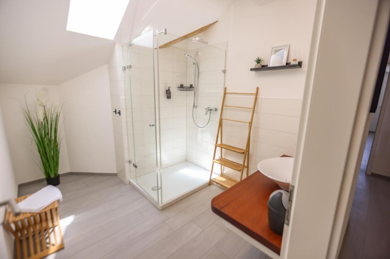 Penthouse-Wohnung I 100 Qm I Blick Auf Die Weinreben I Nespresso I Emma Matratzen 아우겐 외부 사진